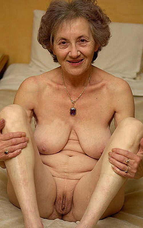 You can free download Oma Fotze Granny naked photos with high resolution on...